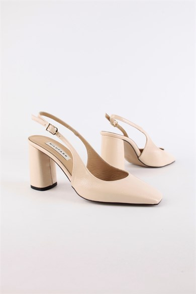 Elenor Bej Rugan Küt Burunlu Kadın Topuklu Ayakkabı