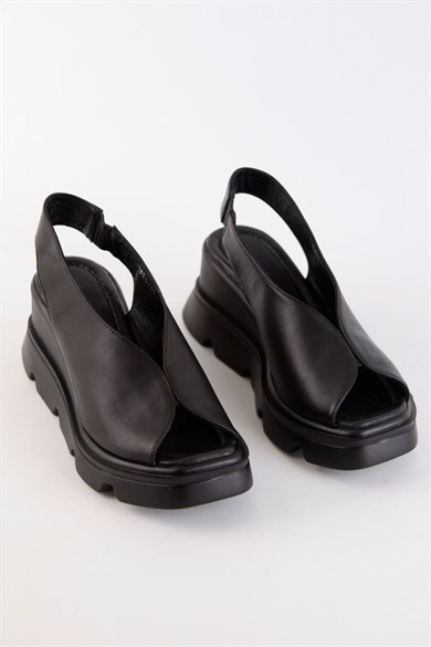 Noemi Black Leather Thick Sole Sandals