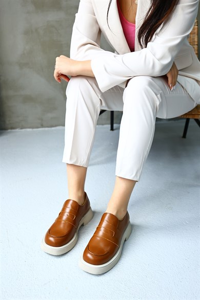 Retro Tan Leather Women's Casual Shoes